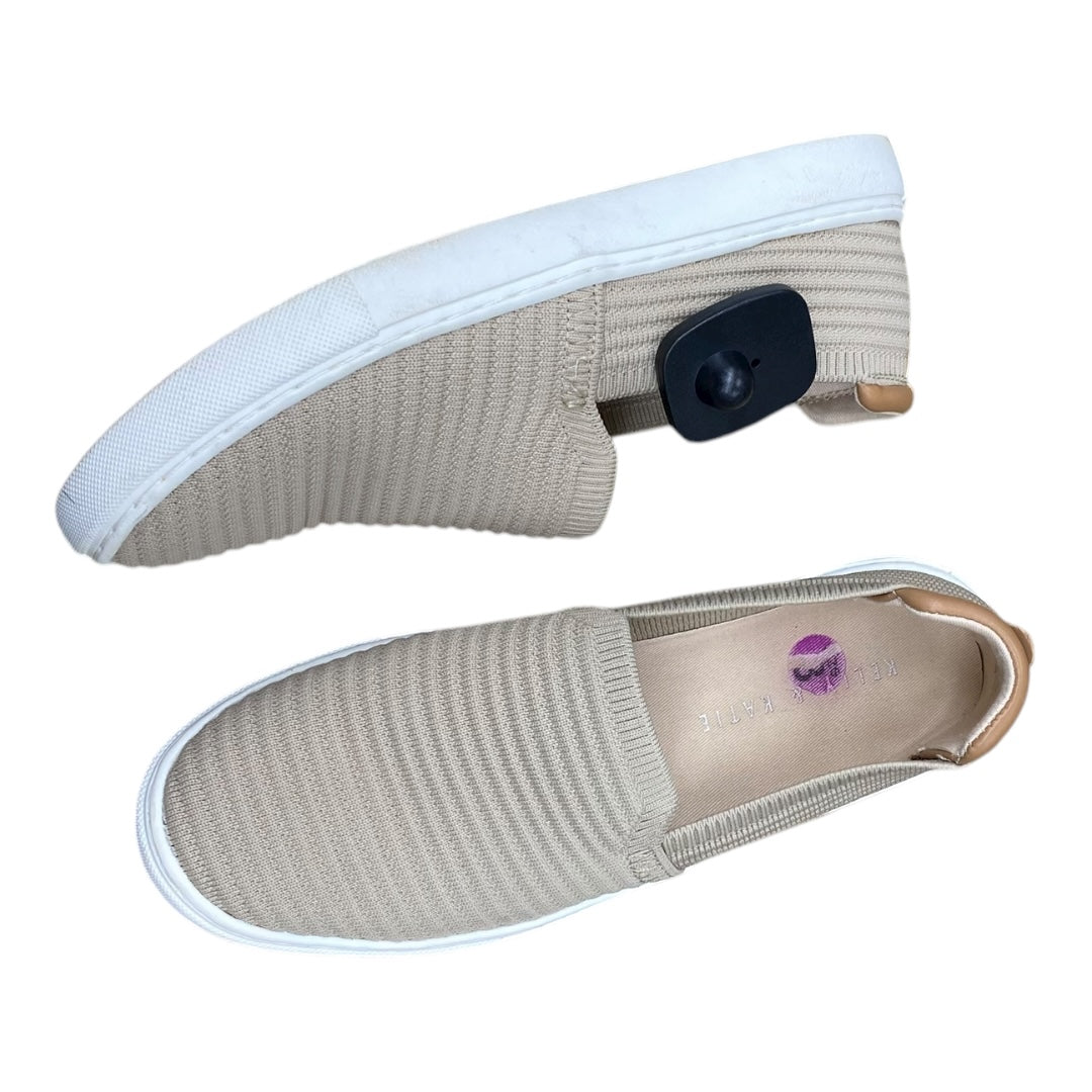 Shoes Flats By Kelly And Katie In Beige, Size:8