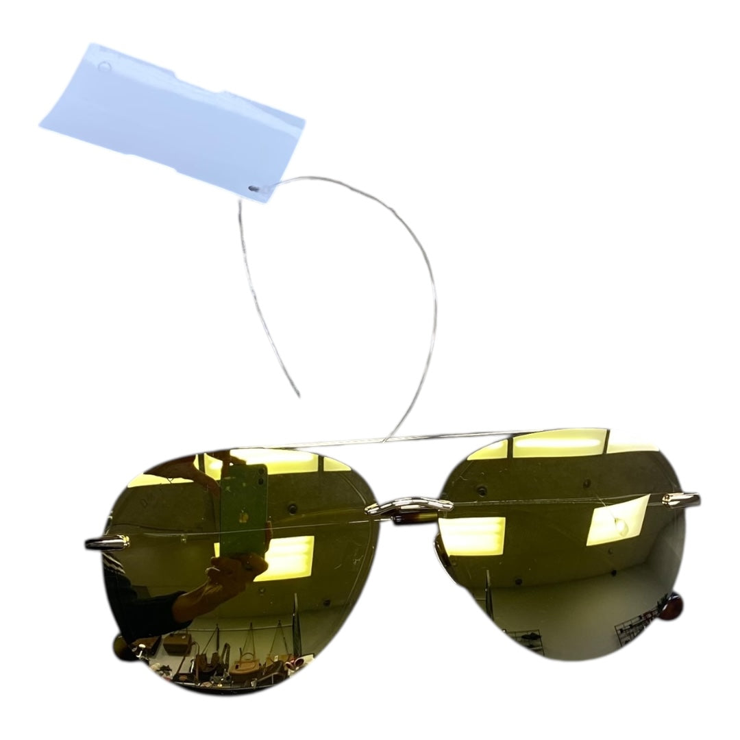 Sunglasses By Cmc In Gold