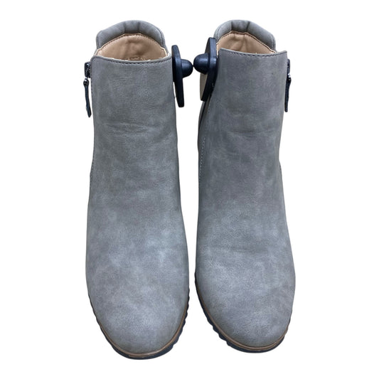 Shoes Heels Wedge By Naturalizer In Grey, Size:9