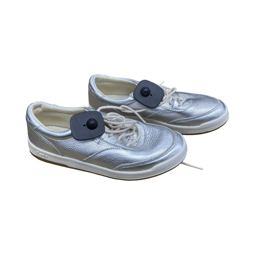 Shoes Sneakers By Keds In Silver, Size:7