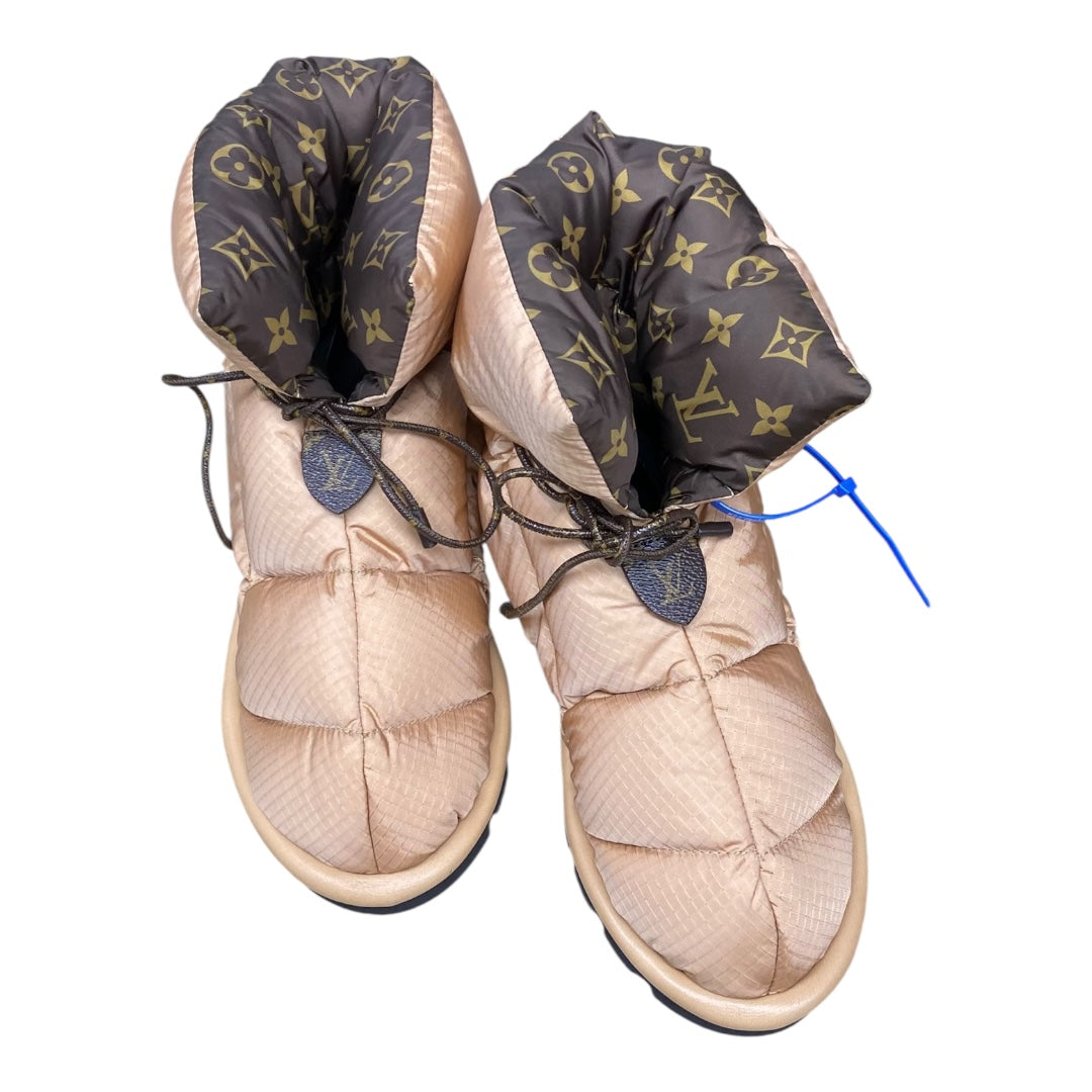 Boots Luxury Designer By Louis Vuitton In Brown, Size:6.5