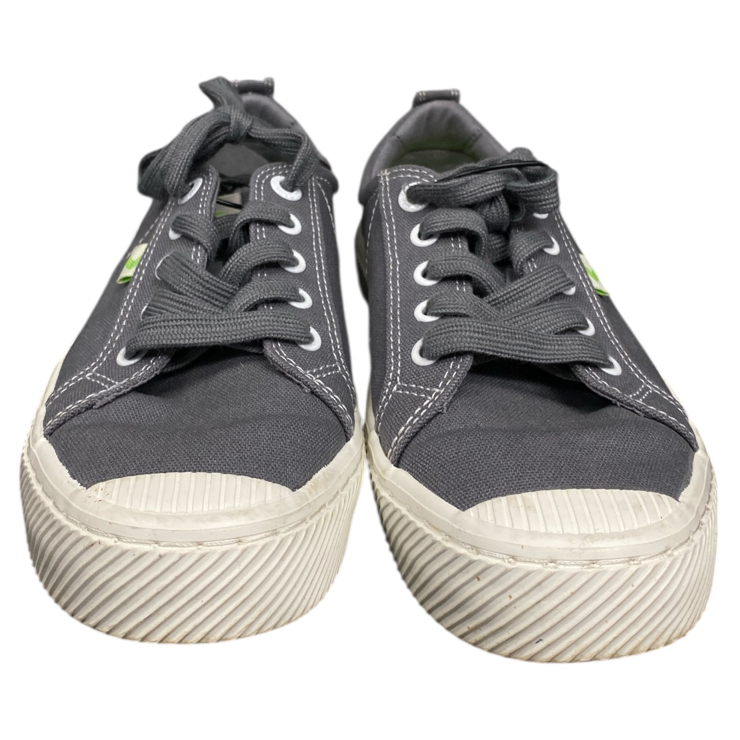 Shoes Sneakers By Cariuma In Grey, Size:8