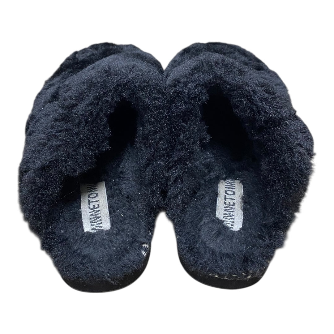 Slippers By Minnetonka In Black, Size:8