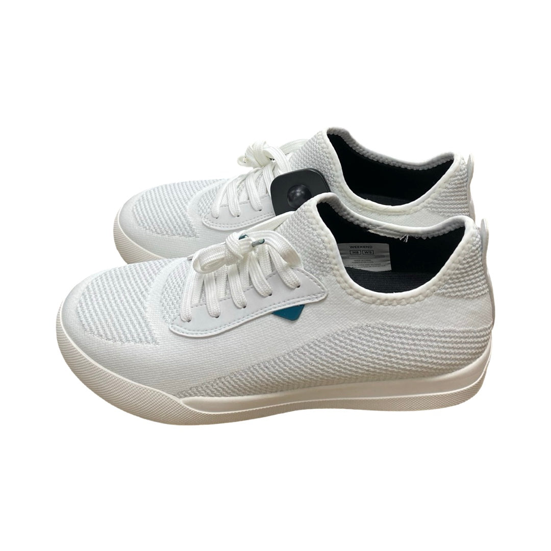 Shoes Sneakers By Cmb In White, Size:9