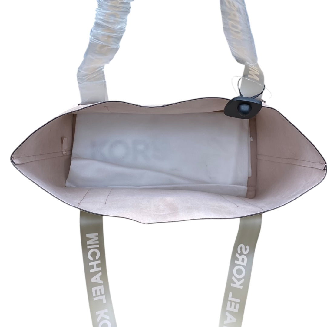 Handbag Designer By Michael Kors In Pink, Size:Large
