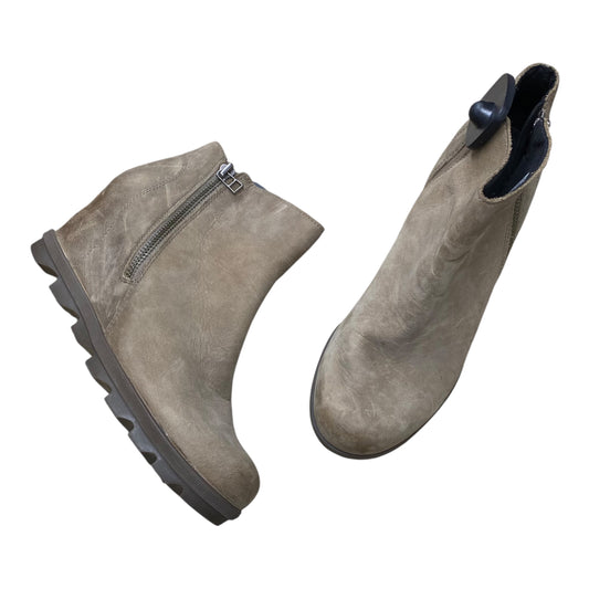 Boots Ankle Heels By Sorel In Brown, Size:10