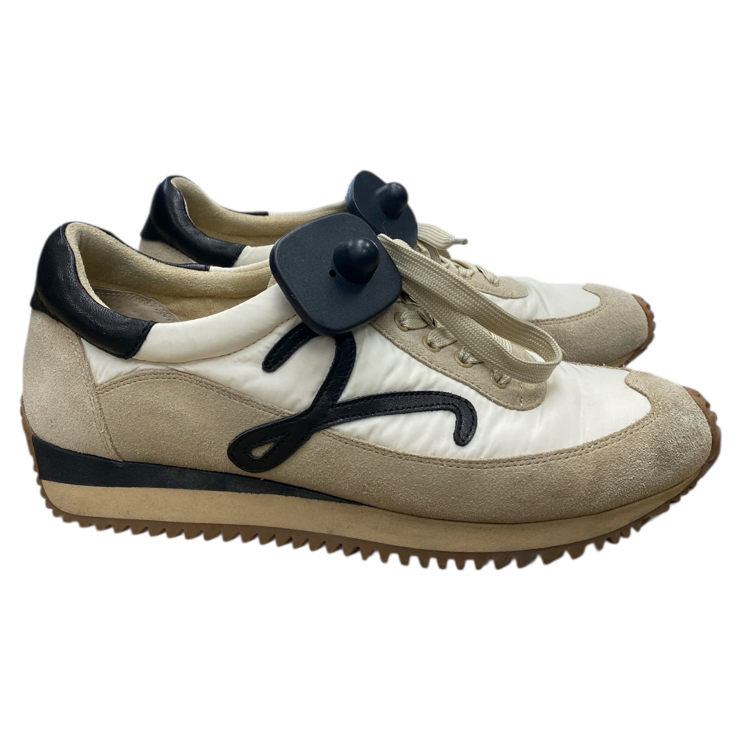 Shoes Sneakers By Vaneli In Multi, Size:9