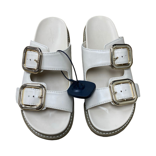 Sandals Flats By Universal Thread In Cream, Size:8
