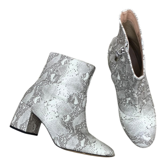 Boots Ankle Heels By Urban Outfitters In Snakeskin Print, Size:8