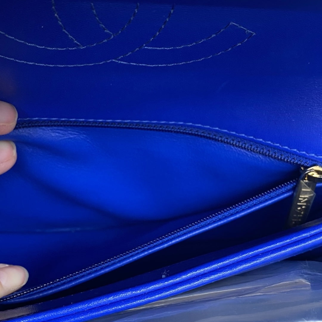 Handbag Luxury Designer By Chanel, Size: Medium
