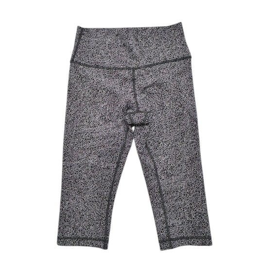 Athletic Leggings Capris By Lululemon In Black & White, Size:8