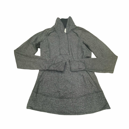 Athletic Top Ls Collar By Lululemon In Grey, Size:6