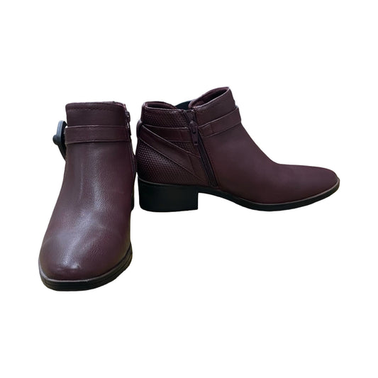 Boots Ankle Flats By Bare Traps In Maroon, Size:8