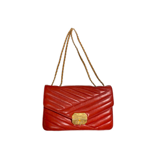 Elizabeth Banks - Red Prada Handbag